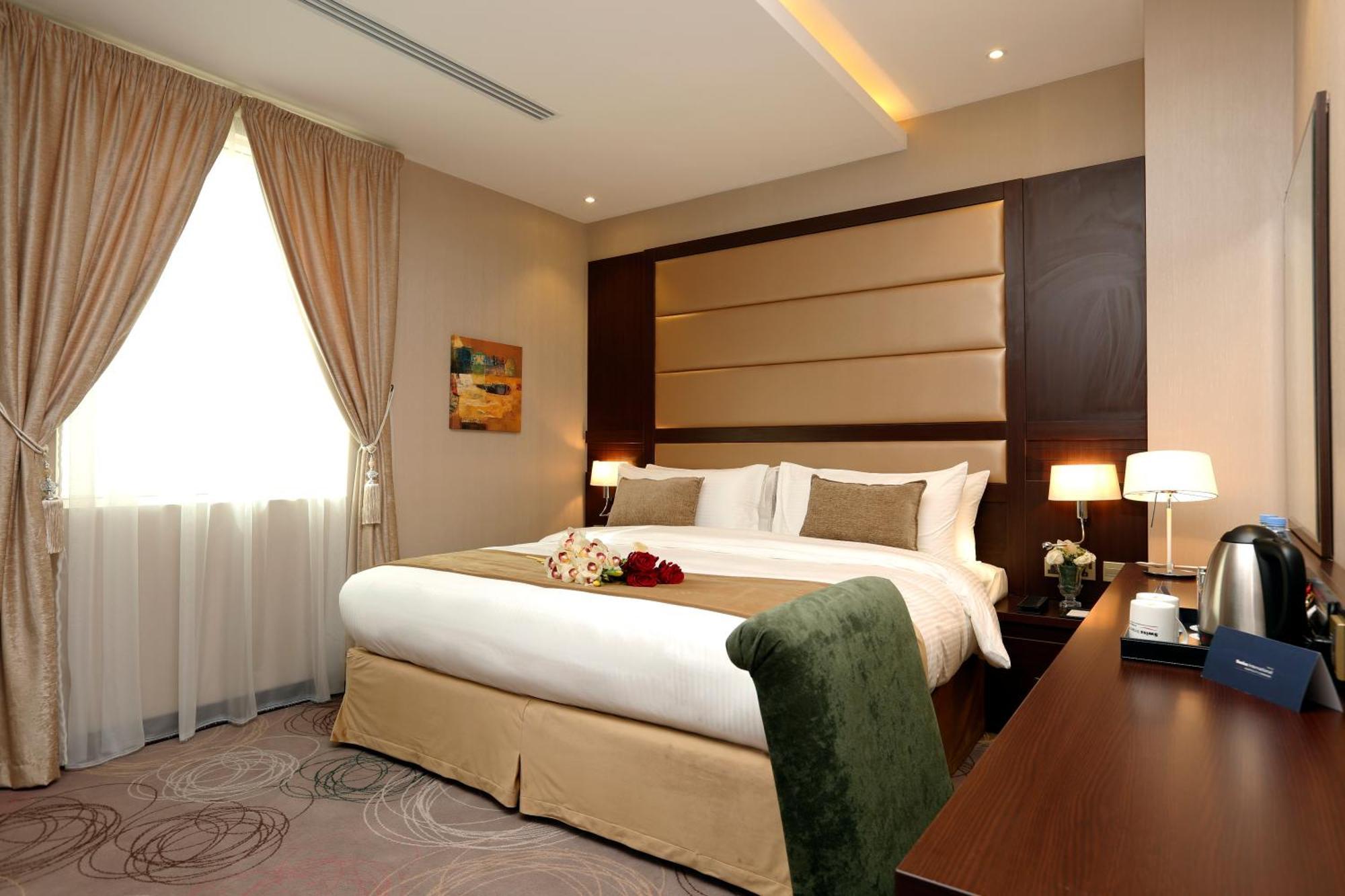 Swiss Flora Inn Hotel Riyad Extérieur photo