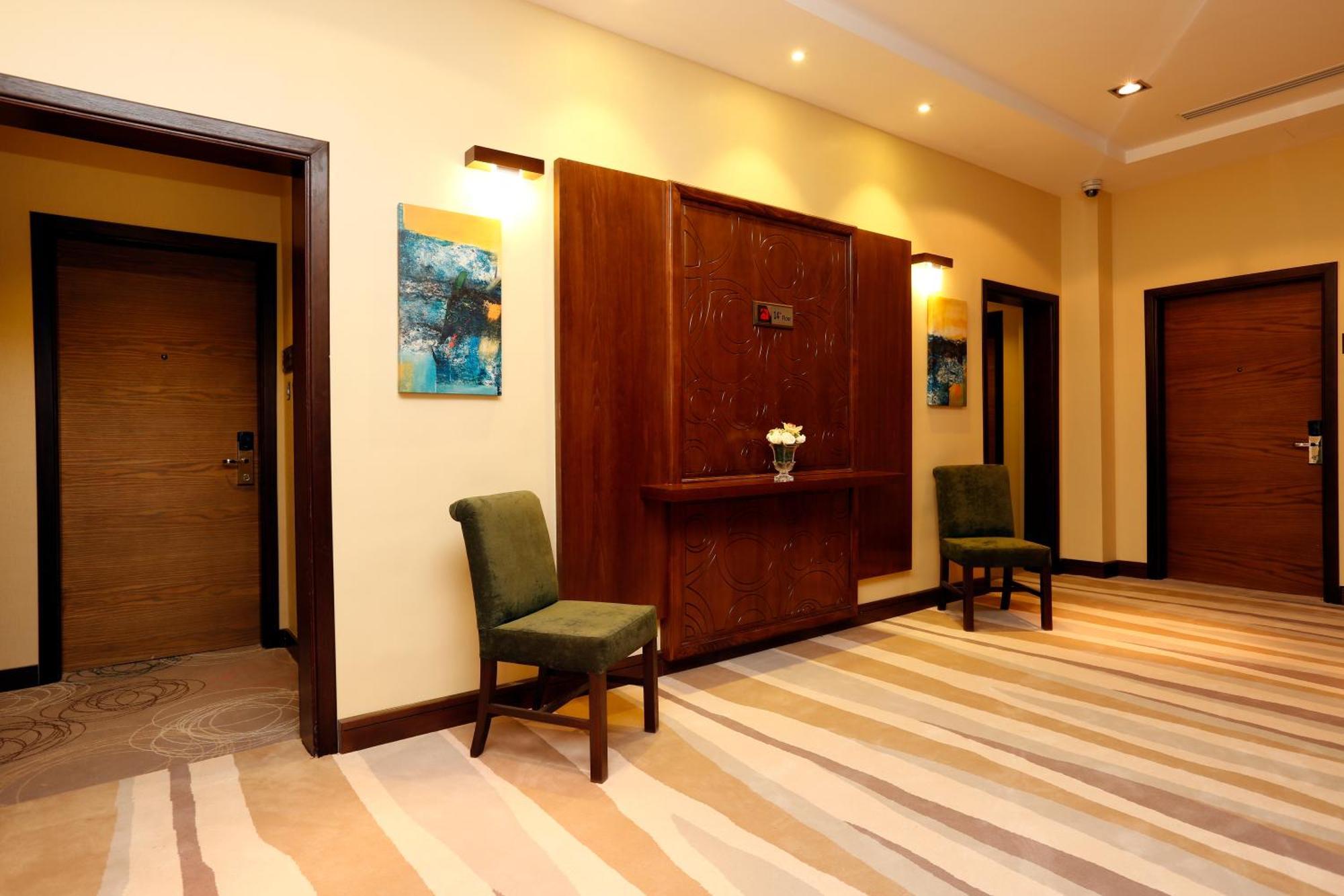 Swiss Flora Inn Hotel Riyad Extérieur photo
