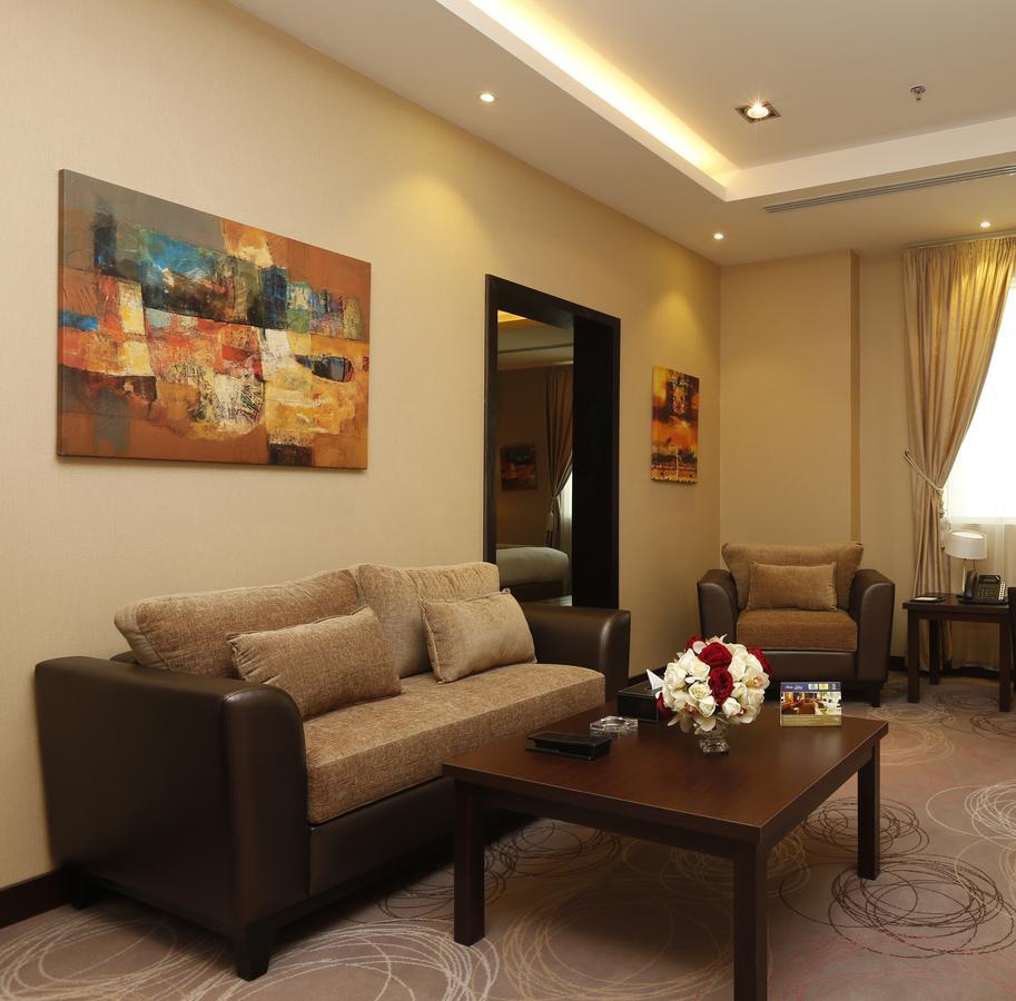 Swiss Flora Inn Hotel Riyad Extérieur photo