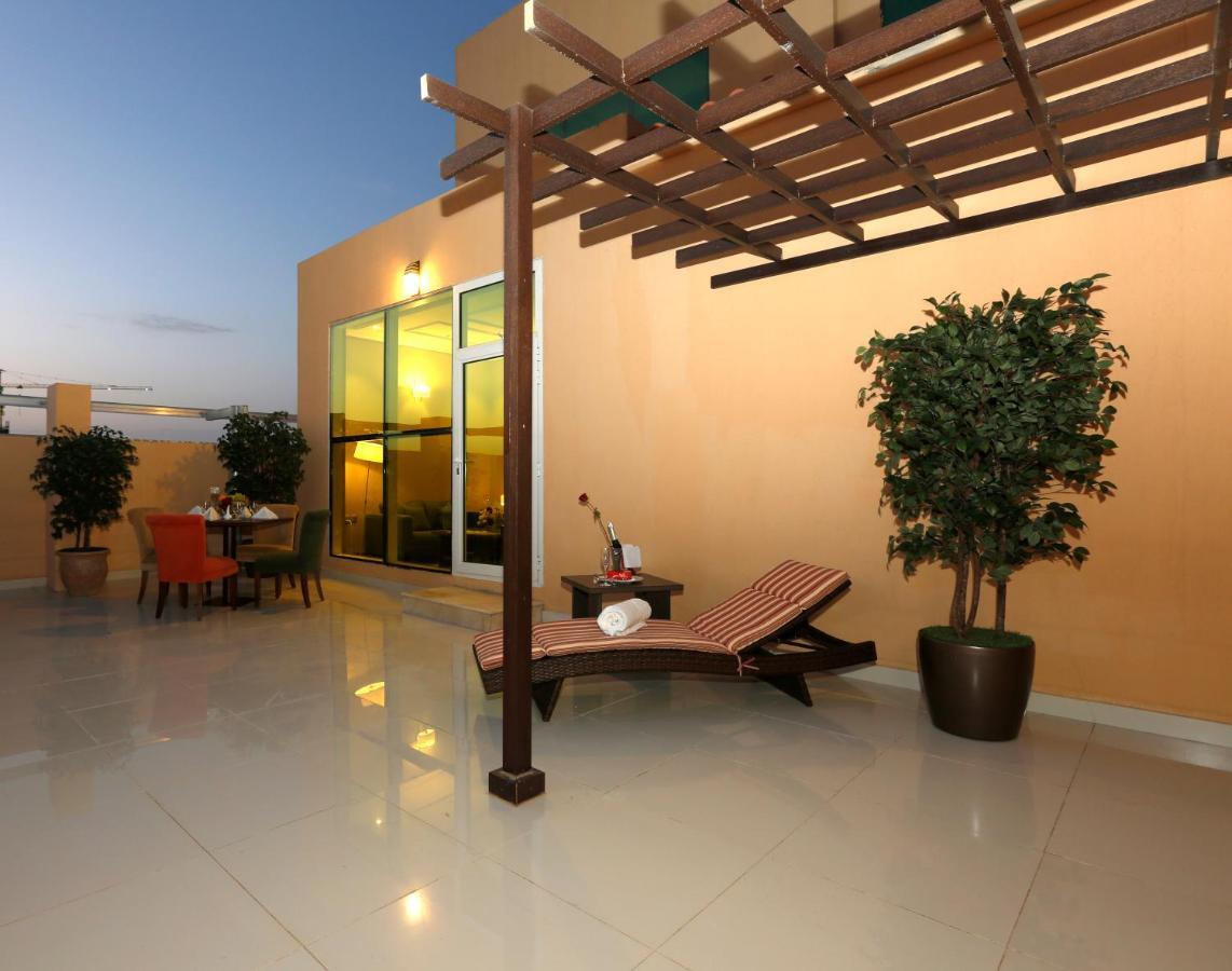 Swiss Flora Inn Hotel Riyad Extérieur photo